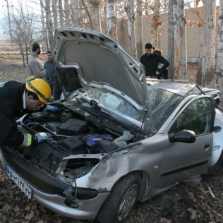آتش نشانی نیشابور - تصادف دو دستگاه خودرو پژو 206