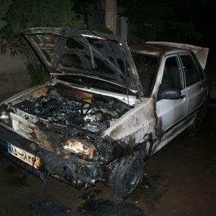 آتش نشانی نیشابور - آتش سوزی خودرو سواری